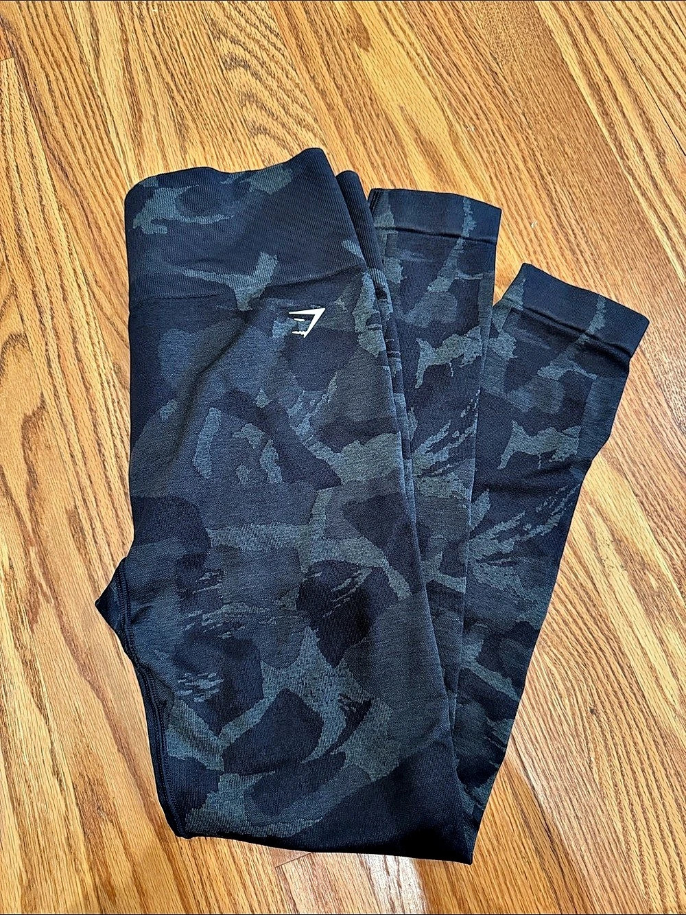 Gymshark Adapt Camo Seamless Leggings Black & Green
